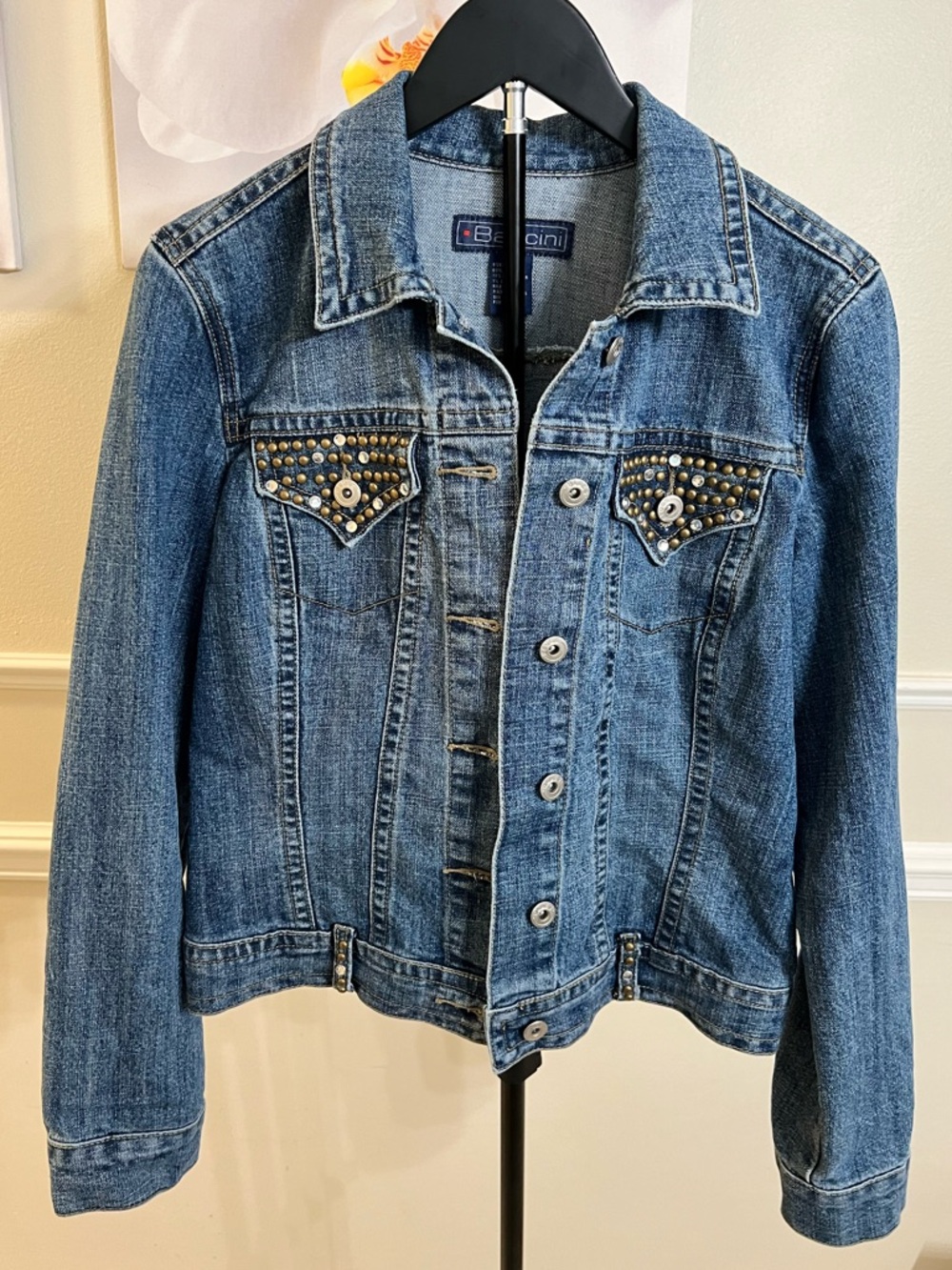 Baccini Women’s Light Blue Rhinestone Embellished Denim Jacket! Size Medium. - Picture 6 of 12